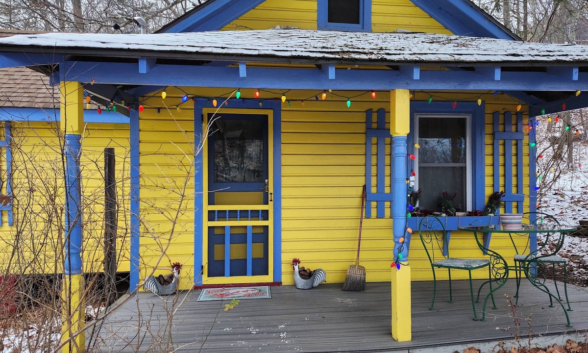 Catskill Cottage | 1930's 1 bedroom cottage updated with charm, pet friendly, near hiking trails