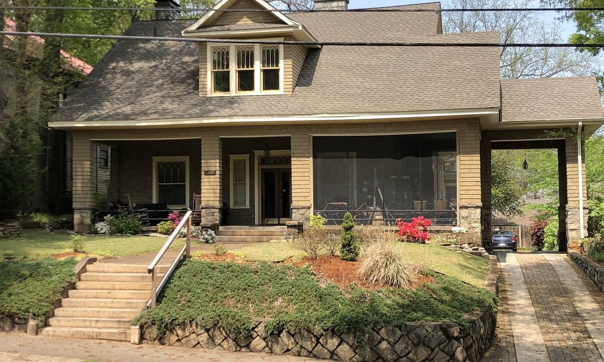 Candler Park House | #2, Beautiful Grand Old 1908 House, totally Private Apt w parking