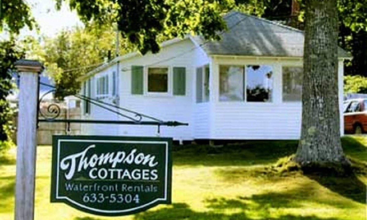 Isle of Springs Cottage | 3 one-bedroom fully equipped cottages with free WIFI/weekly rental
