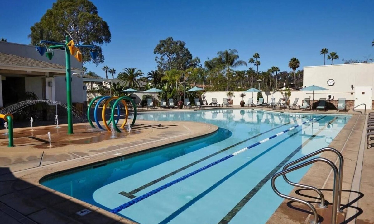 Rancho Santa Fe Hotel | 3 Relieving Getaway Stay with Pool, Spa & Rancho Santa Fe Views