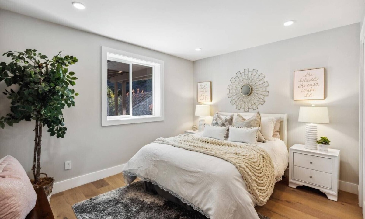 Daly City House | 67 Alta Vista