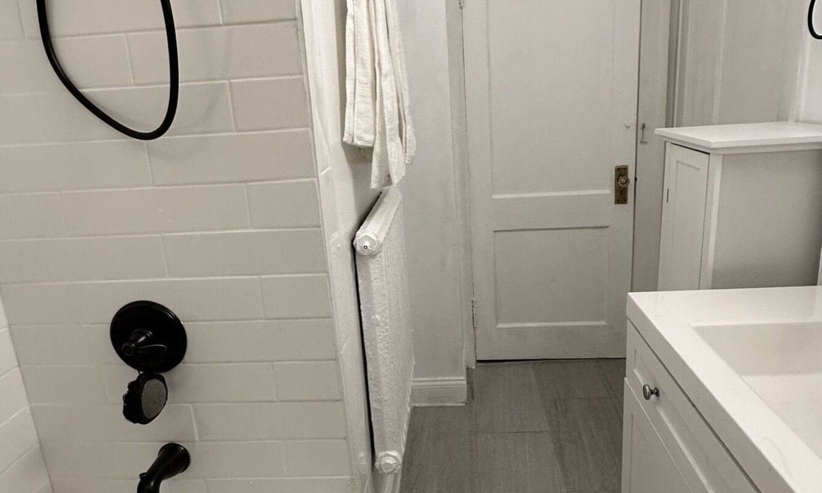 Melrose Apartment | Albany Home