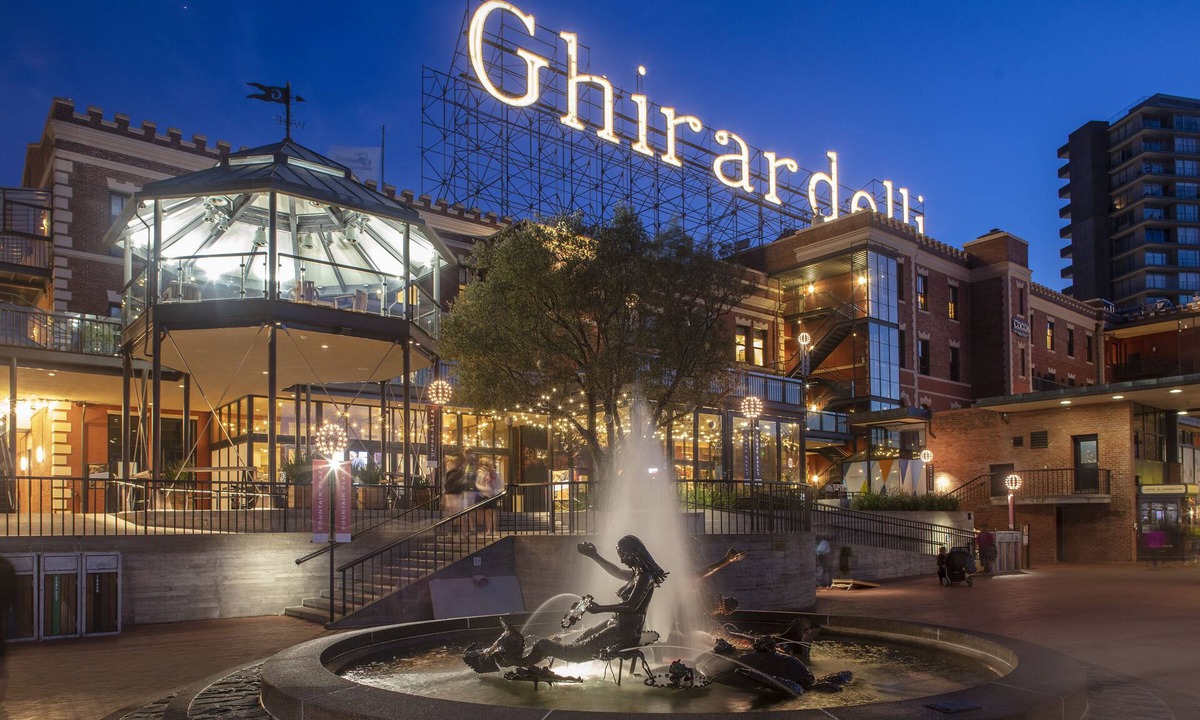 Russian Hill Condo | Beautiful Two Bedroom Two Bathroom Condo. Fisherman’s Wharf Ghirardelli Square