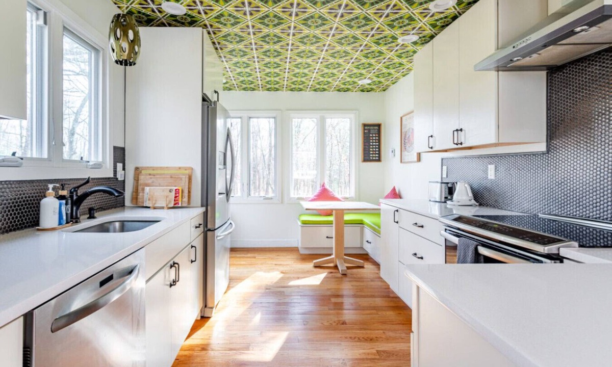 Cragsmoor House | Bright Contemporary Near The Best Hiking Trails