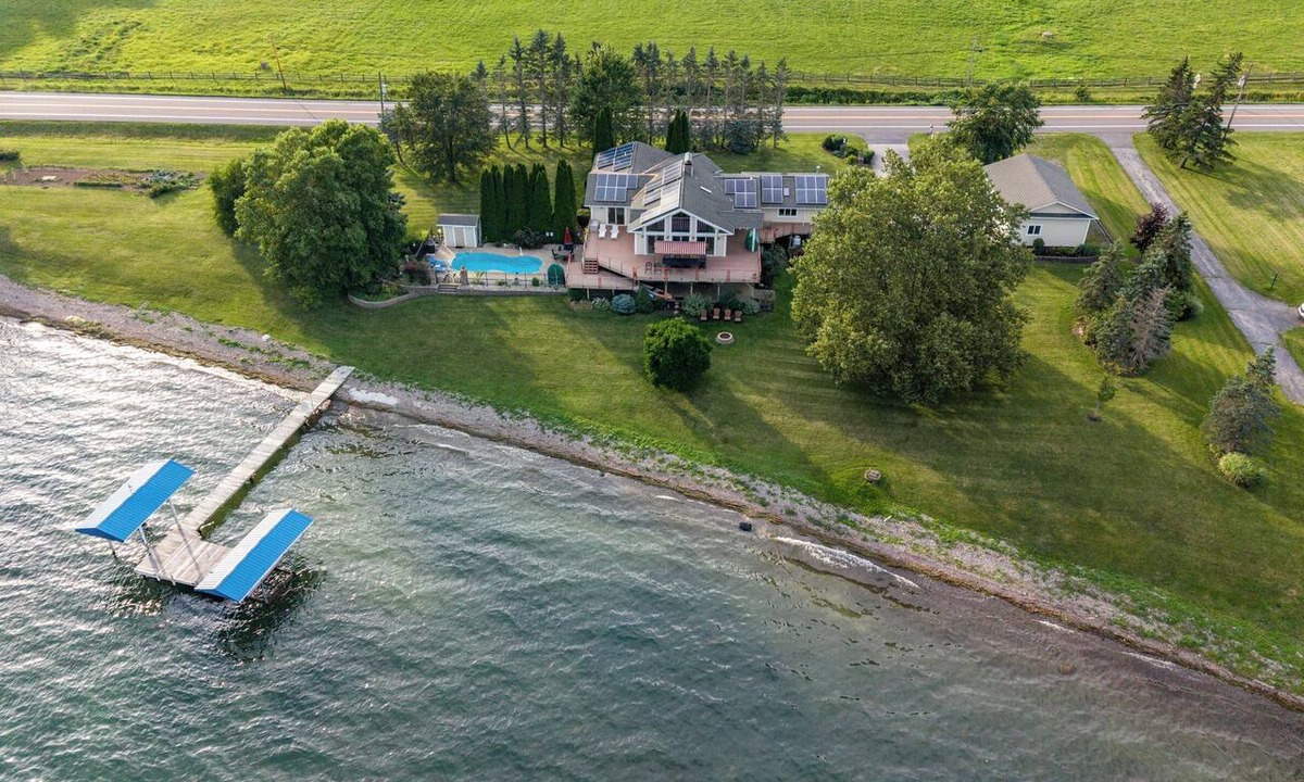 Town of Varick House | Cayuga Lakefront | Pool | Dock | FLX Wine Trail