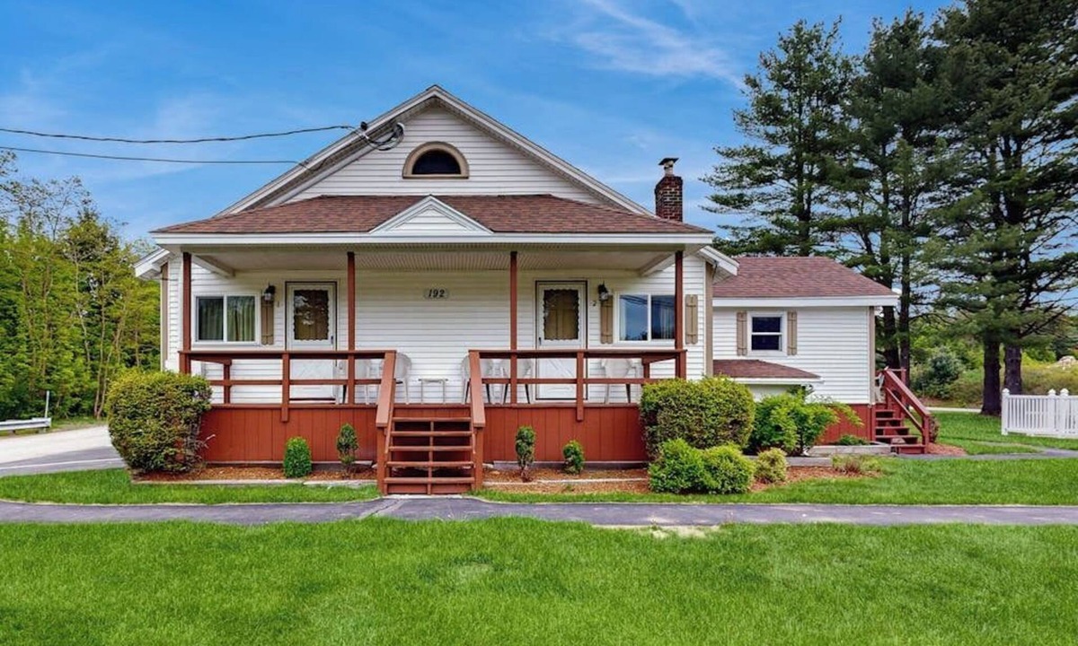 Lincoln Apartment | Charming and casual motel in a great location with shared resort amenities