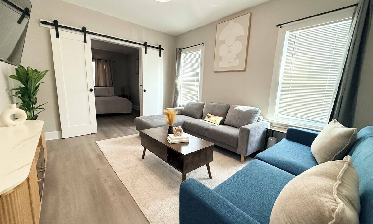 West Orange Apartment | Chic 3BR Apartment, 25 mins from FIFA World Cup Games + Easy Access to NYC