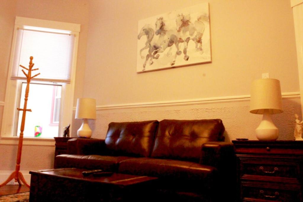 Ashbury Heights Apartment | Cole Valley Lower Apartment