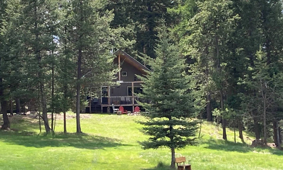 Seeley Lake Cabin | Comfortable cabin with so much to offer!