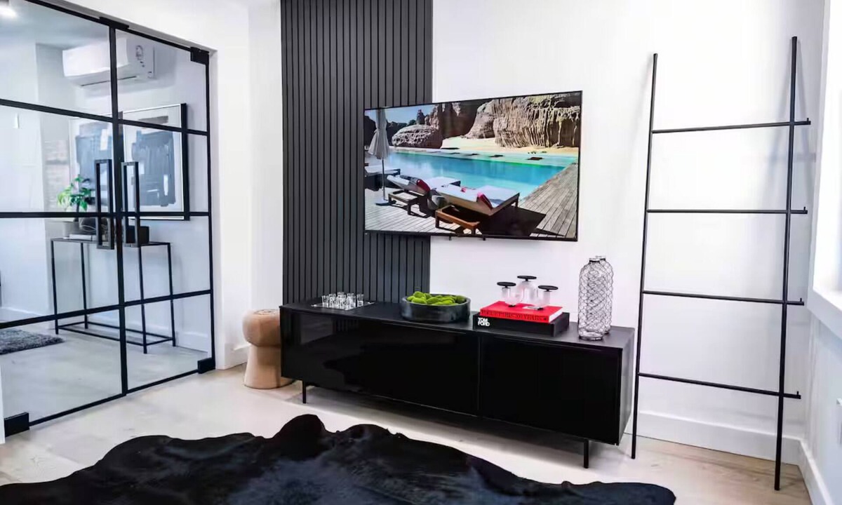 Edgewater Apartment | Contemporary Luxury Loft! Apt-20 Min to NYC