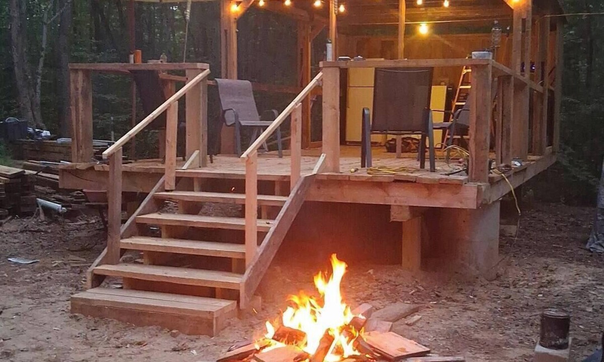 Maple View Cabin | Cozy 2-Person cabin in charming Parish with AC for relaxing stays