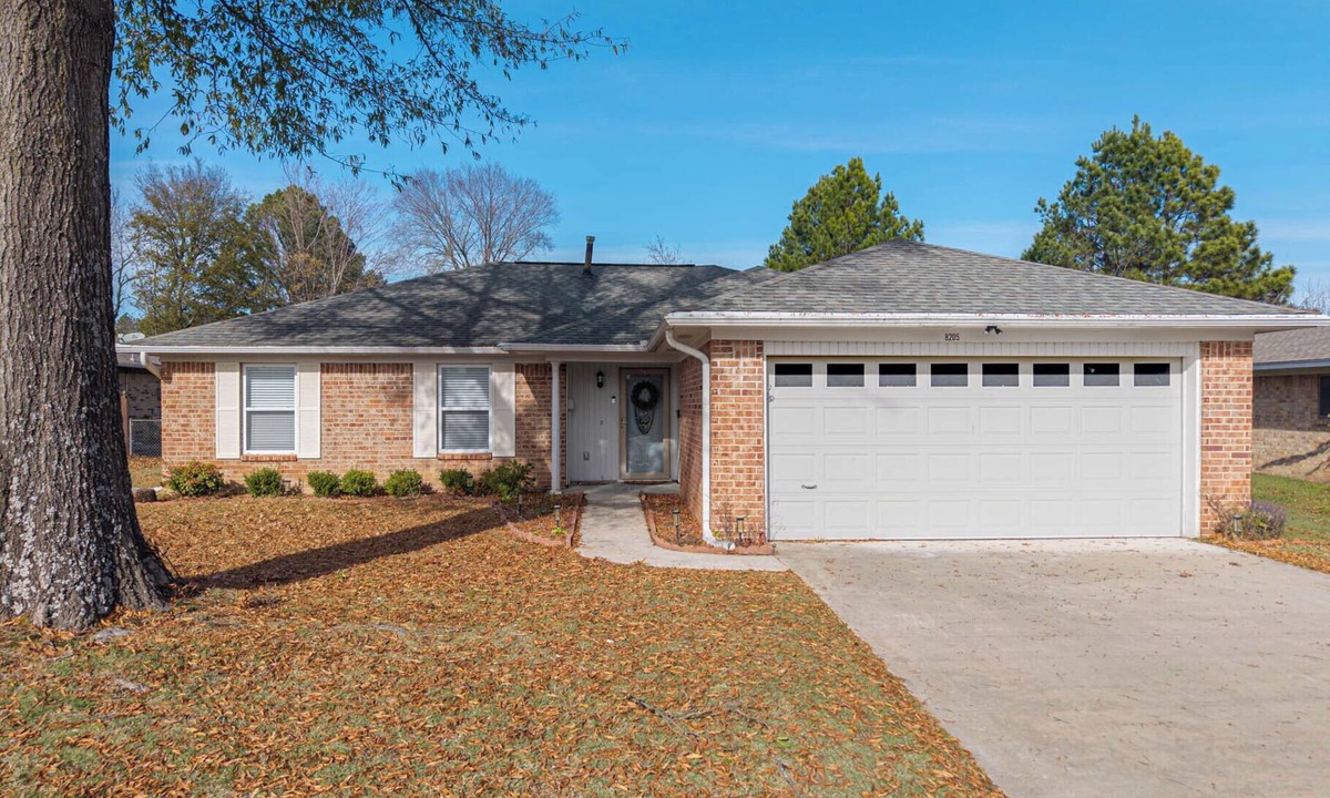 Fort Smith House | Cozy Luxe 3BR Ranch/Huge Yard/East Fort Smith