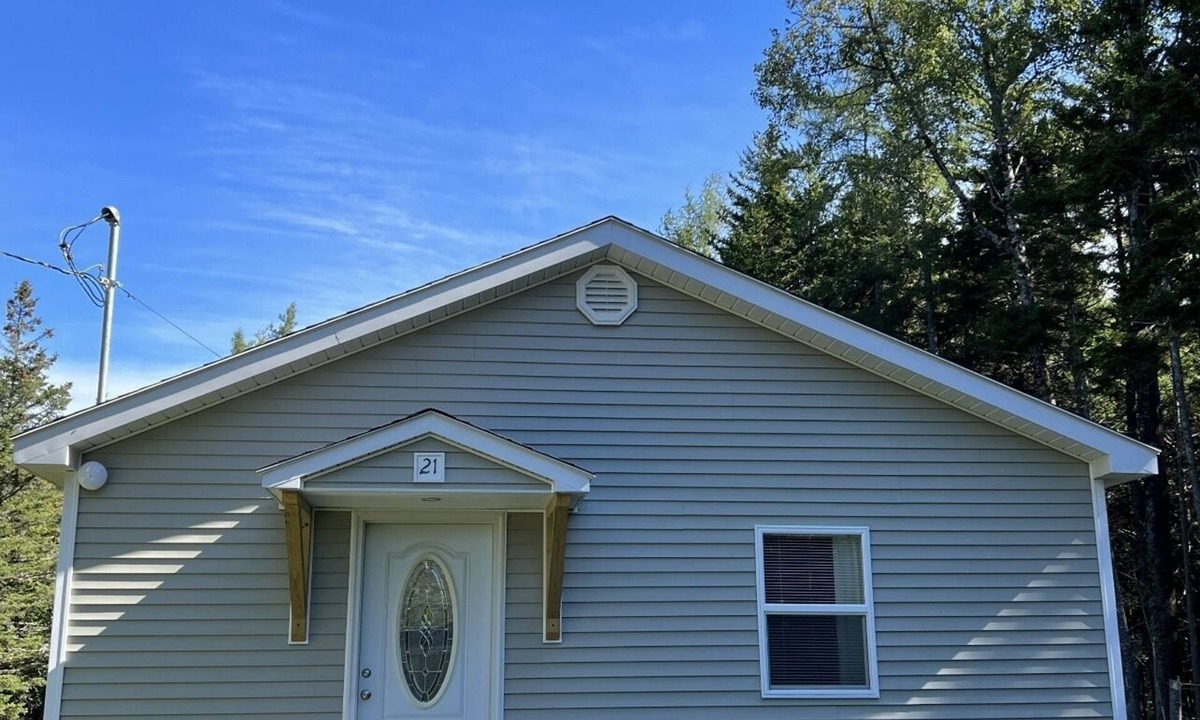 Deer Isle Cottage | Cozy quiet Cottage