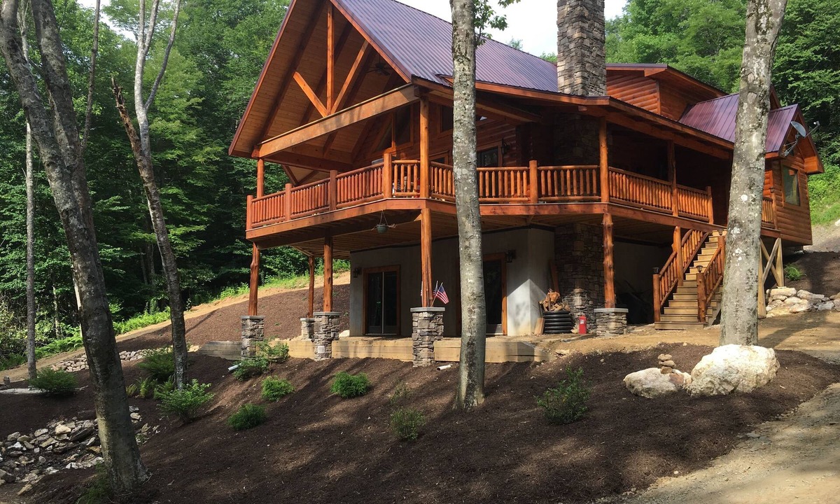 Burks Fork Cabin | Creekside Cabin, Willis, VA