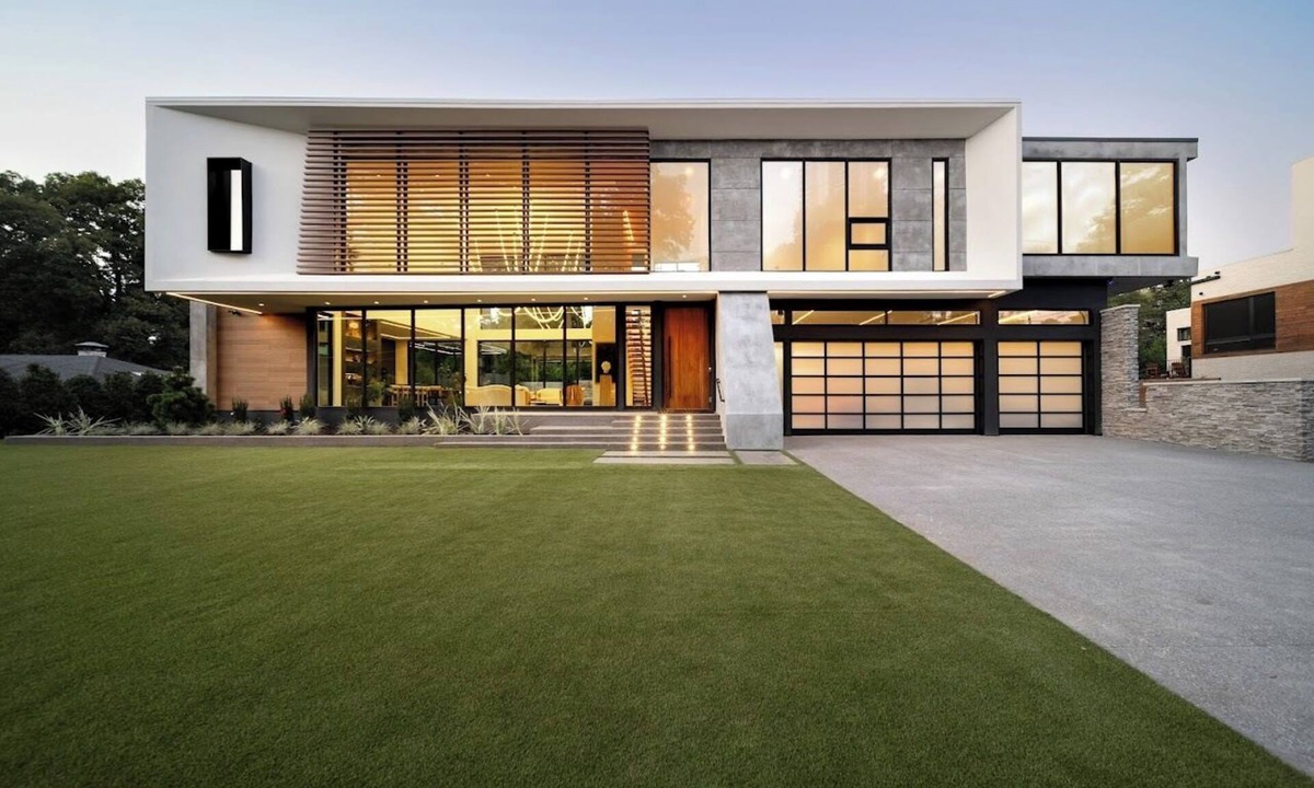 North Buckhead House | Elegant 6-Bedroom Residence in Scenic Atlanta