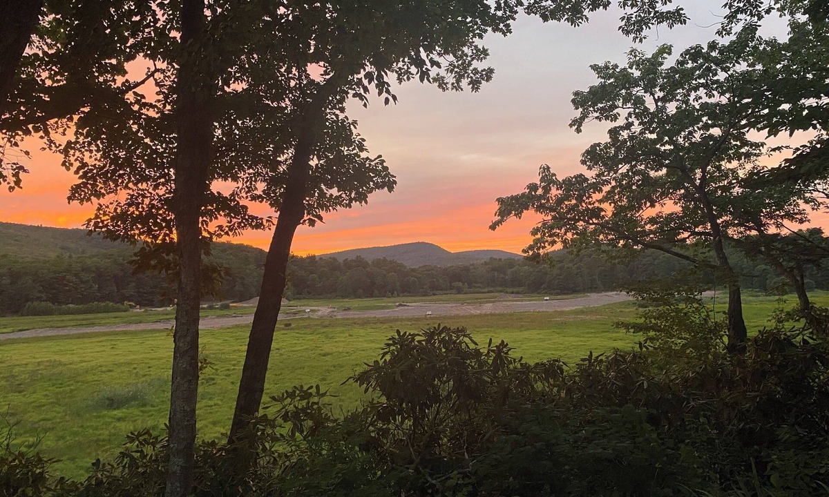 Napanoch Cabin | Enchanted 2 bedroom, x-lake cabin with mountain views. Fast WFYI , Napanoch.