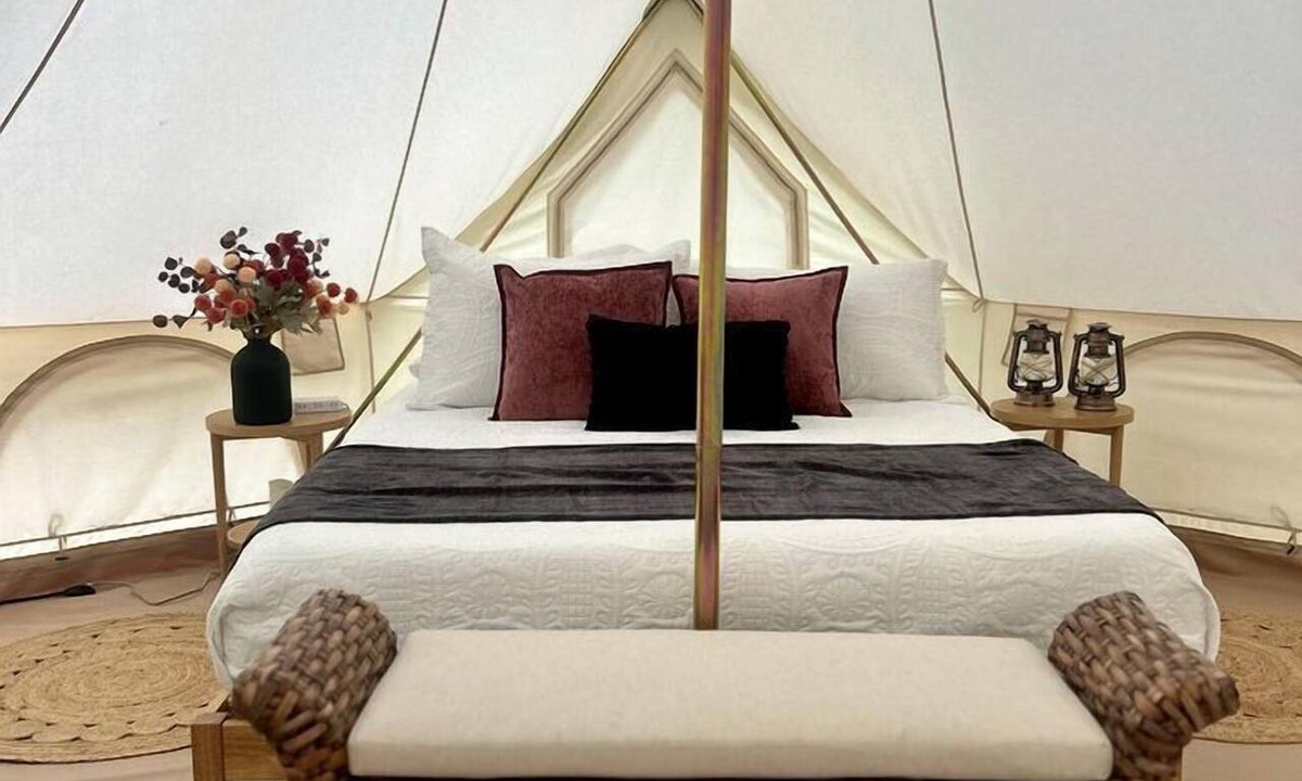 Gentry RV Rental | Enchanting Mountain Glamping Tents with Elevated Decks and Fire Pit Near Gentry, AR
