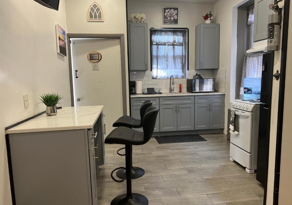 Harrisburg Apartment | F.M.T.