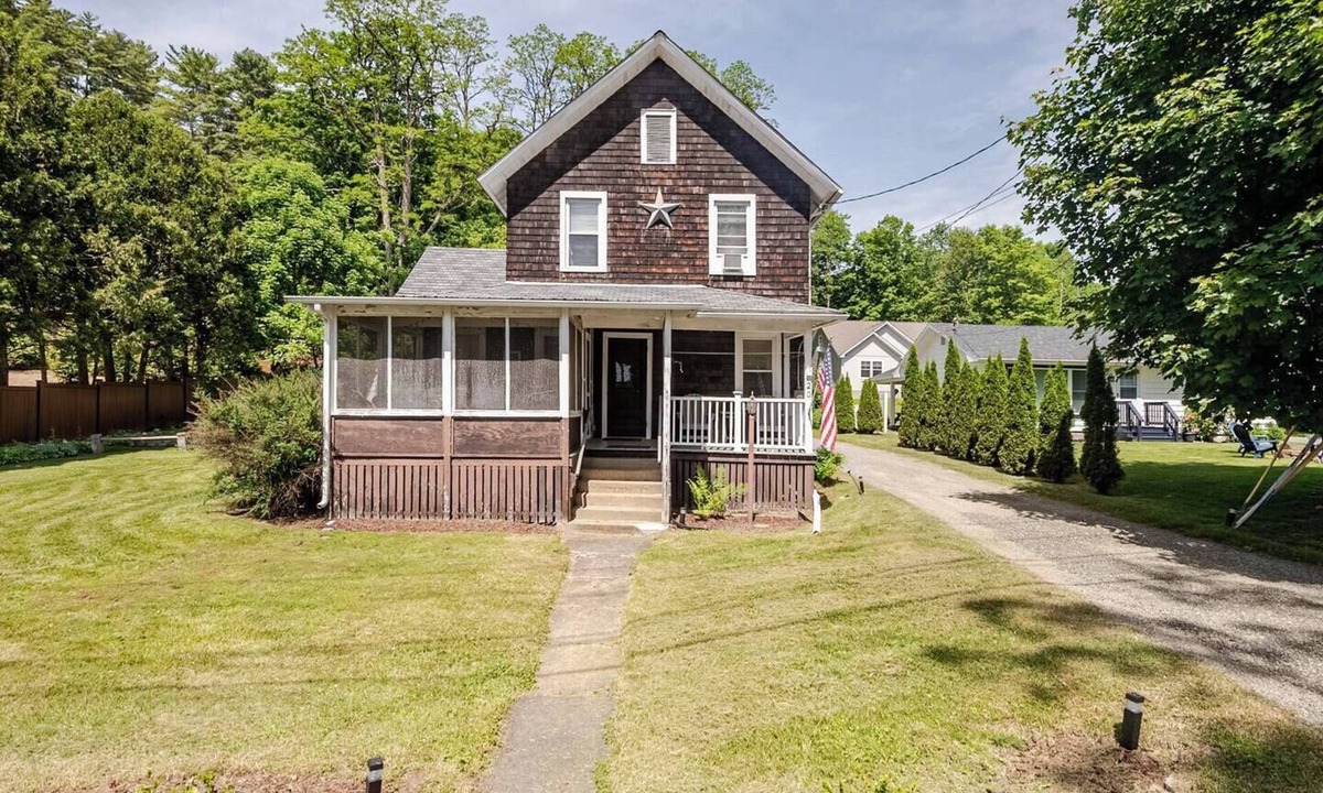 Bolton Landing House | Family Fun & Sun in Bolton - walking distance to town, beaches, & lake