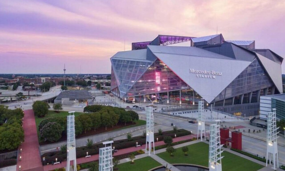 Castleberry Hill Apartment | FIFA & Stadium Events . ATL Premium Microsuite – 10-Minute Walk to Mercedes-Benz