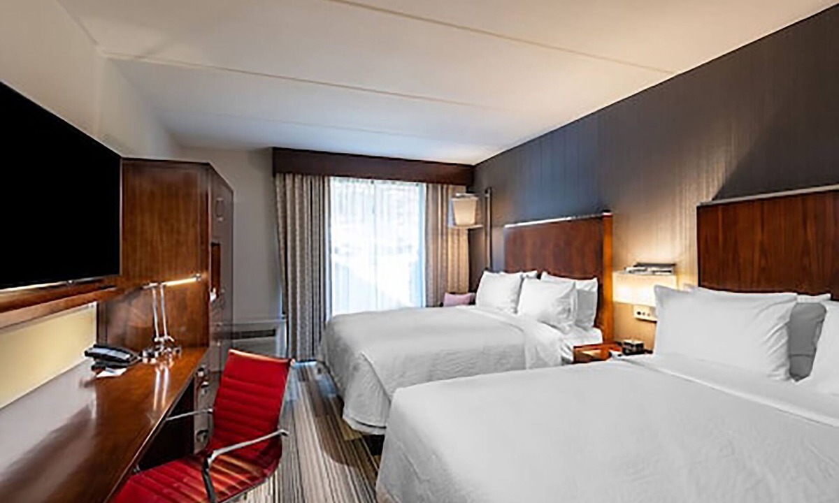 East Point Hotel | Four Points by Sheraton Atlanta Airport West