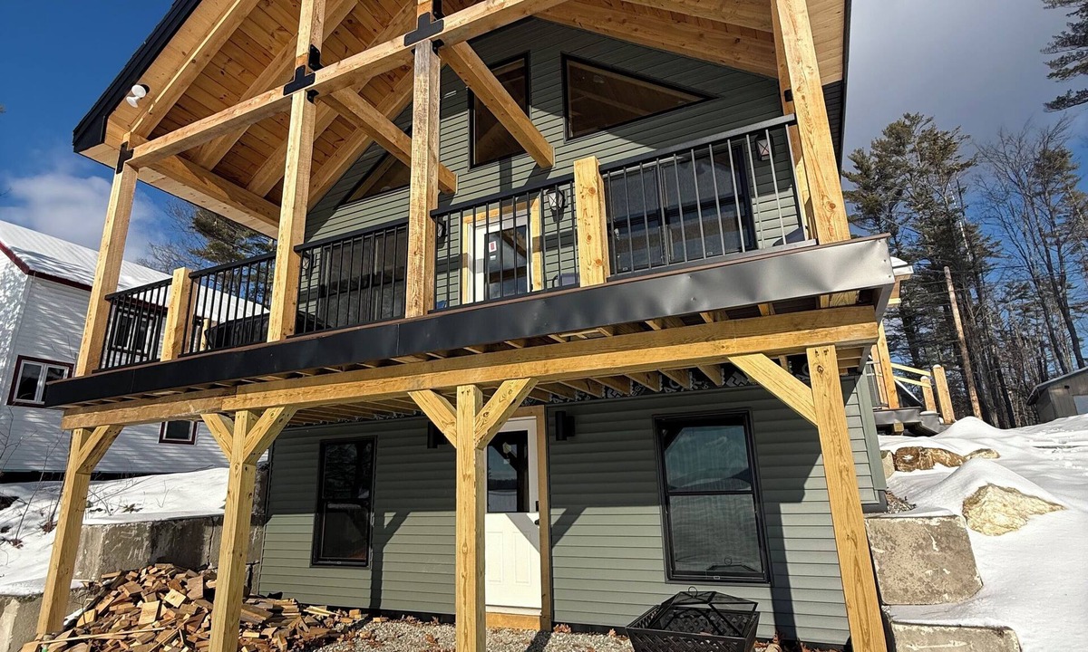 Norridgewock Cabin | Four seasons, waterfront, private beach! Elegant cozy cabin lakeside retreat!