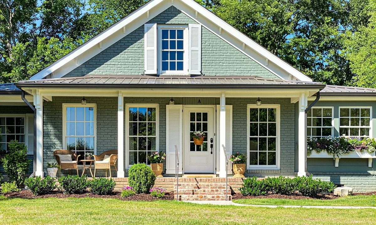 Franklin House | Garden Gate Cottage Downtown Franklin Unit B