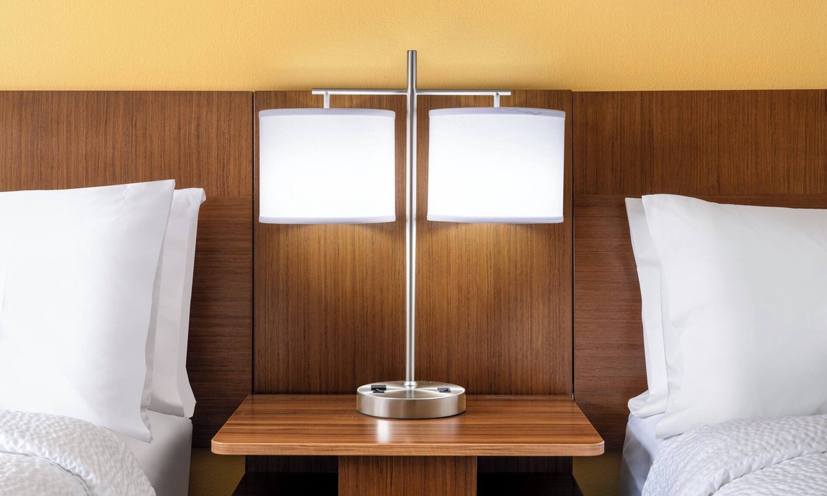 North Bergen Hotel | Garner Hotel North Bergen - NYC Gateway by IHG