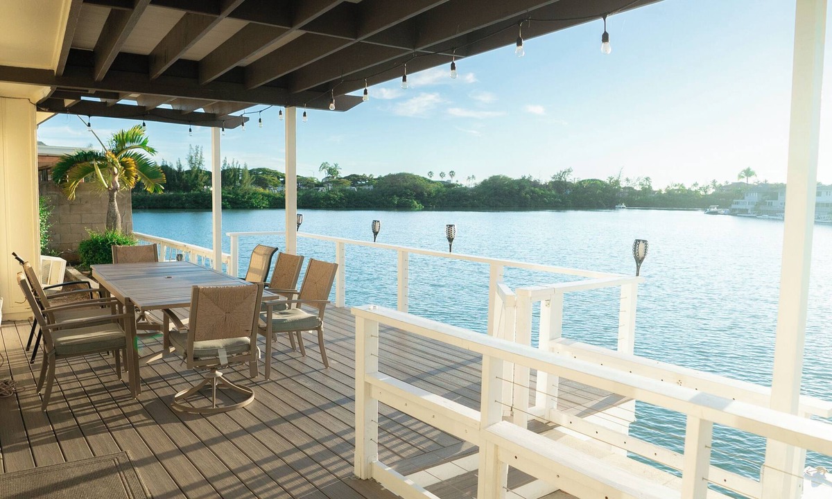 Portlock House | Hale Kai Lily - Waterfront Hawaiian Paradise