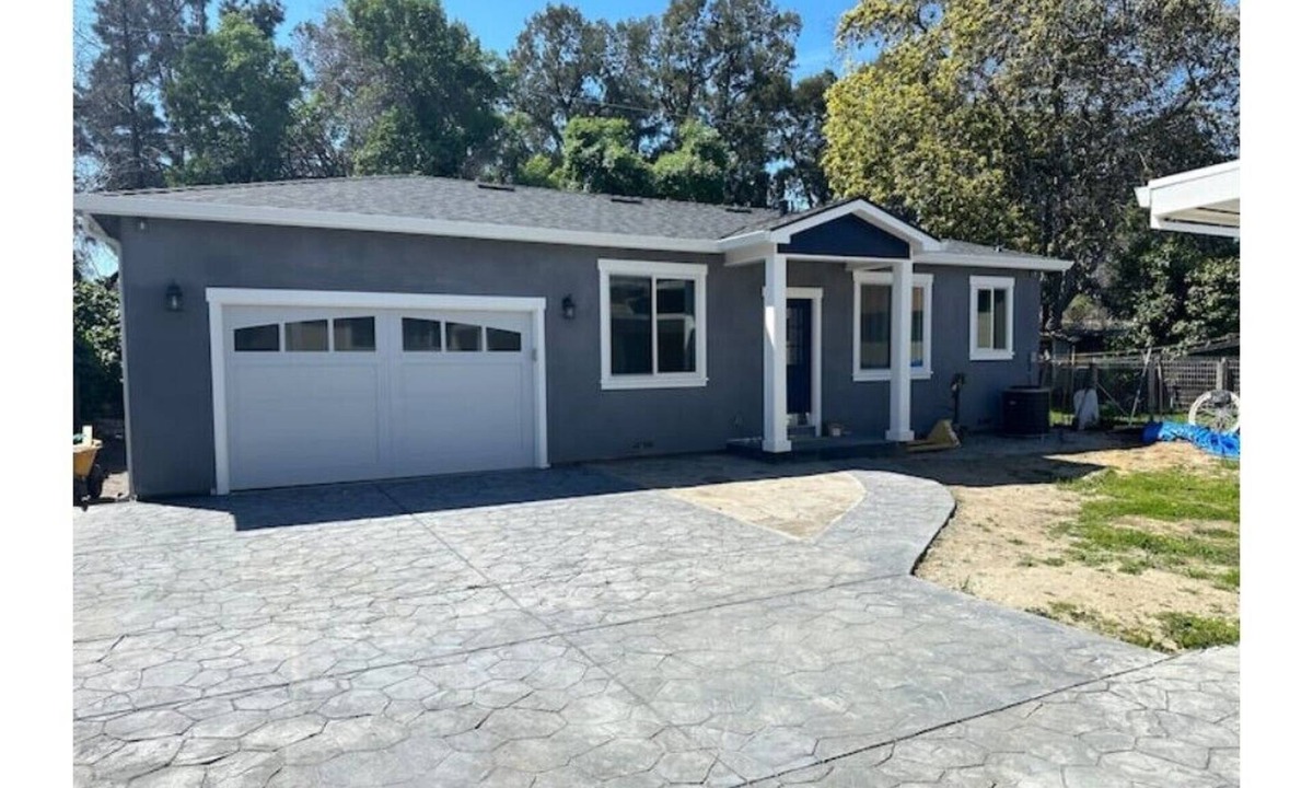 Willow Glen House | Home near SAP Center & Downtown San Jose