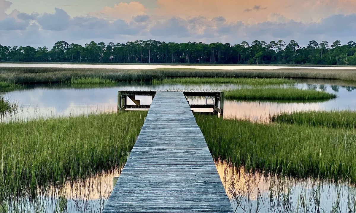 Carrabelle House | Hooked on Bayou? Waterfront! Kayaks, Fishing, Dock, The Views!