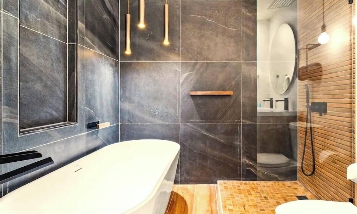 Bolivar House | Icy mini split added, luxury, walk to Washington St, EV, Movie room, Spa bath