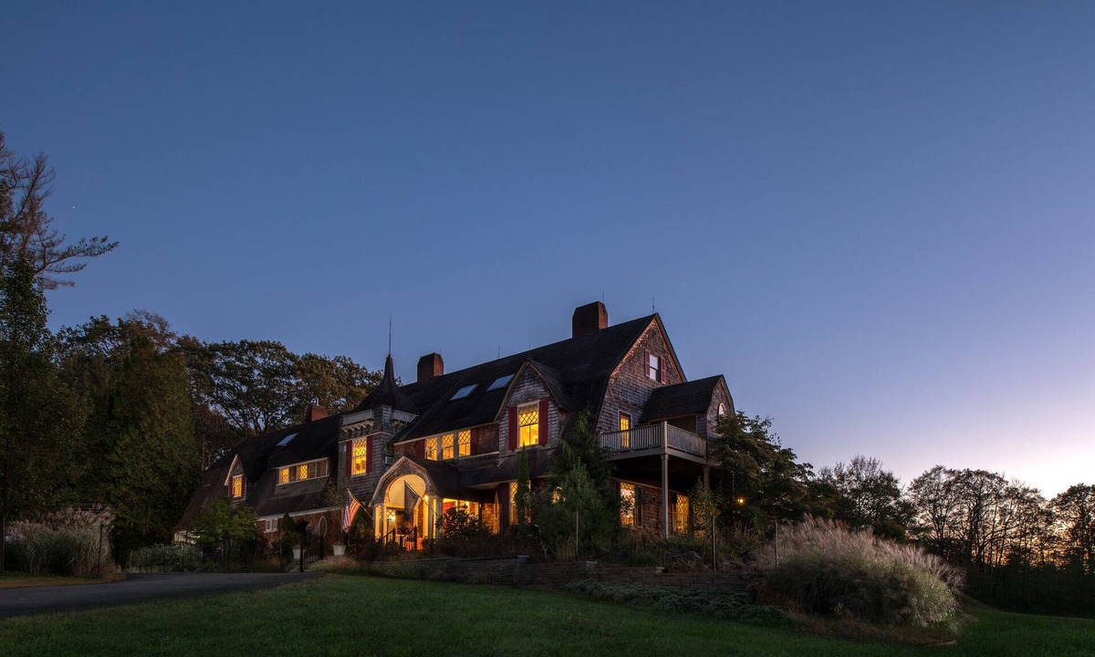 Forestburgh House | Inn at Lake Joseph
