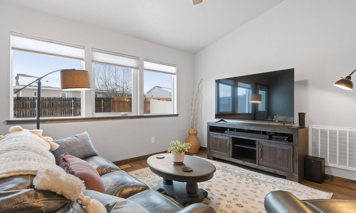 Kalispell House | Kalispell Townhome | Dogs Allowed | Grill