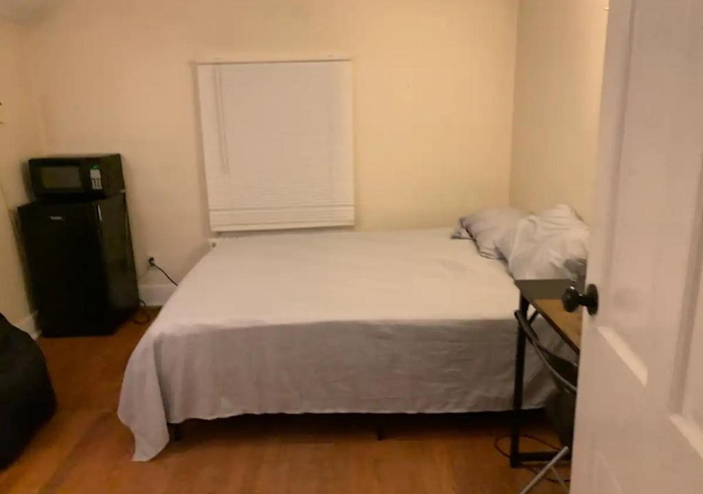 McKownville House | Luke's Hostel
