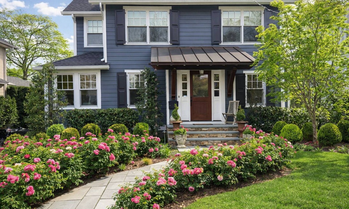 Millburn House | Luxury 4BR Home in Millburn NJ - Sleeps 10 - Near NYC - Parking & Modern Comfort
