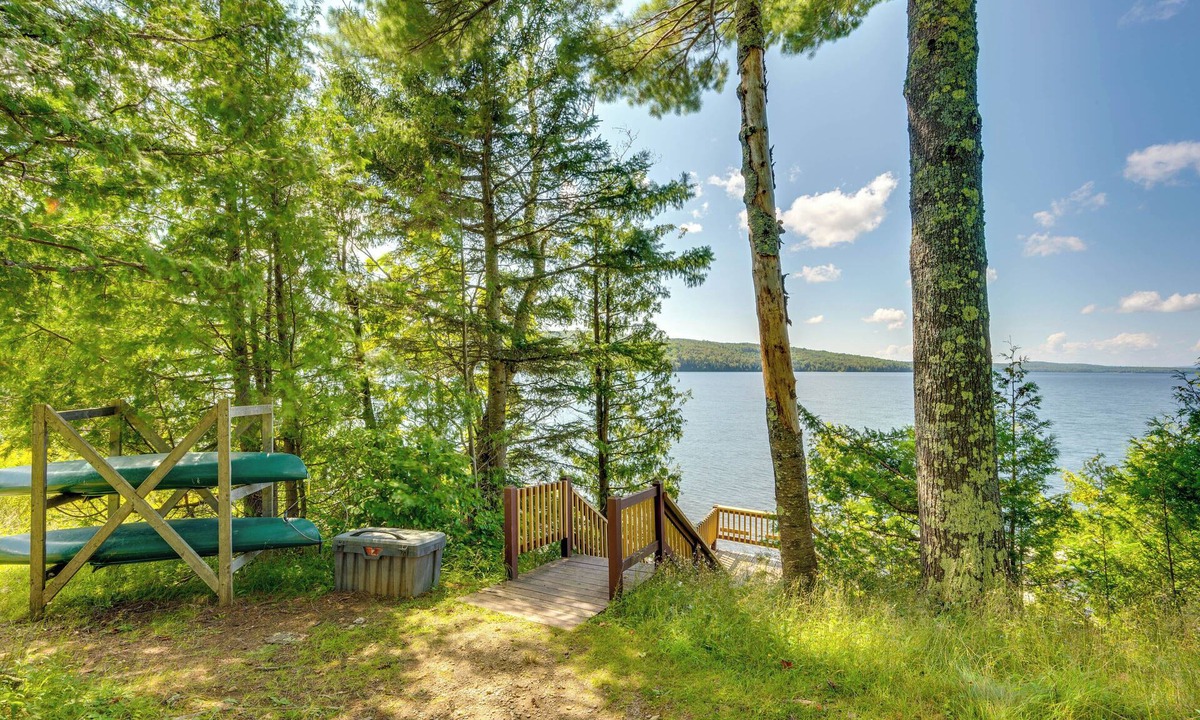 Rangeley Cottage | Maine Cabin Rental on Rangeley Lake!