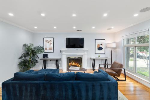 San Jose House | # Marbella Lane - Immaculate & Cozy 3BR Home