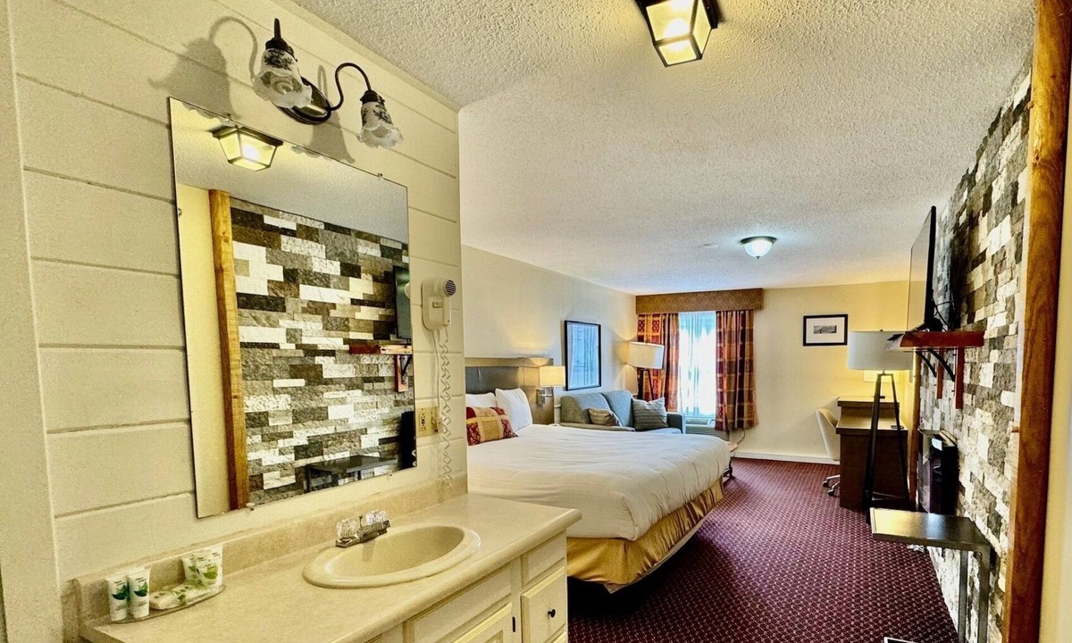 North Conway Hotel | Merrill Farm Inn