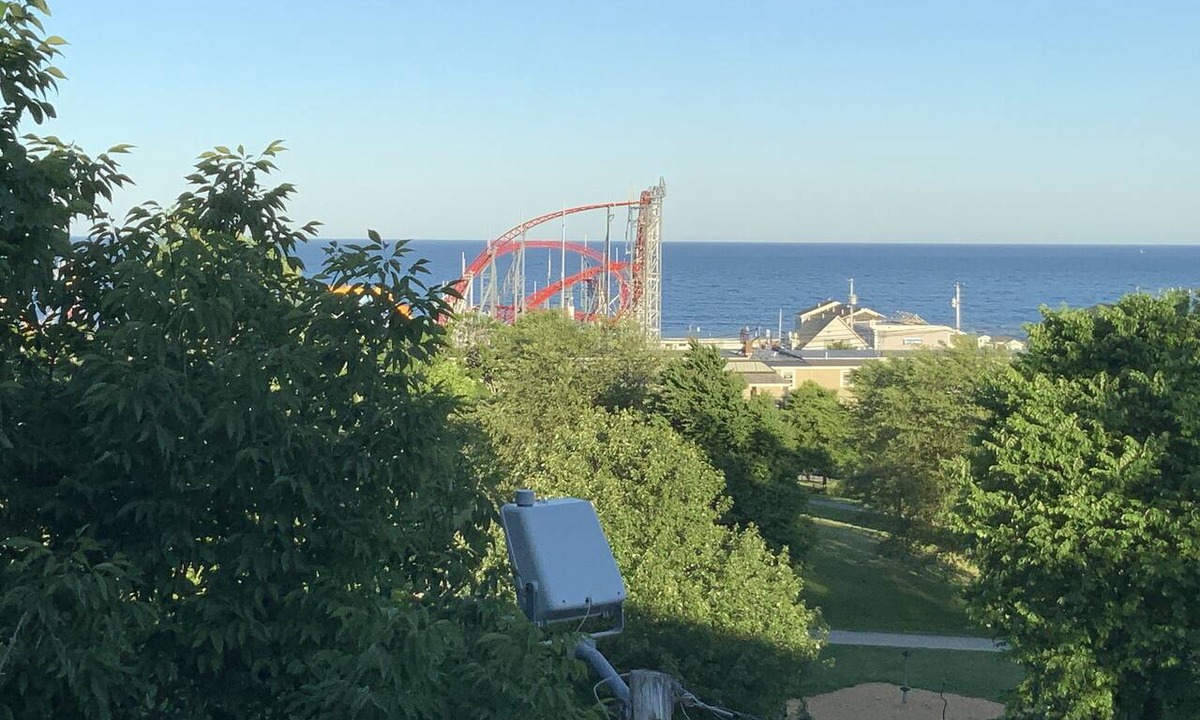 Old Orchard Beach Condo | Modern Condo overlooking Veteran’s Memorial Park, with Great views of OOB