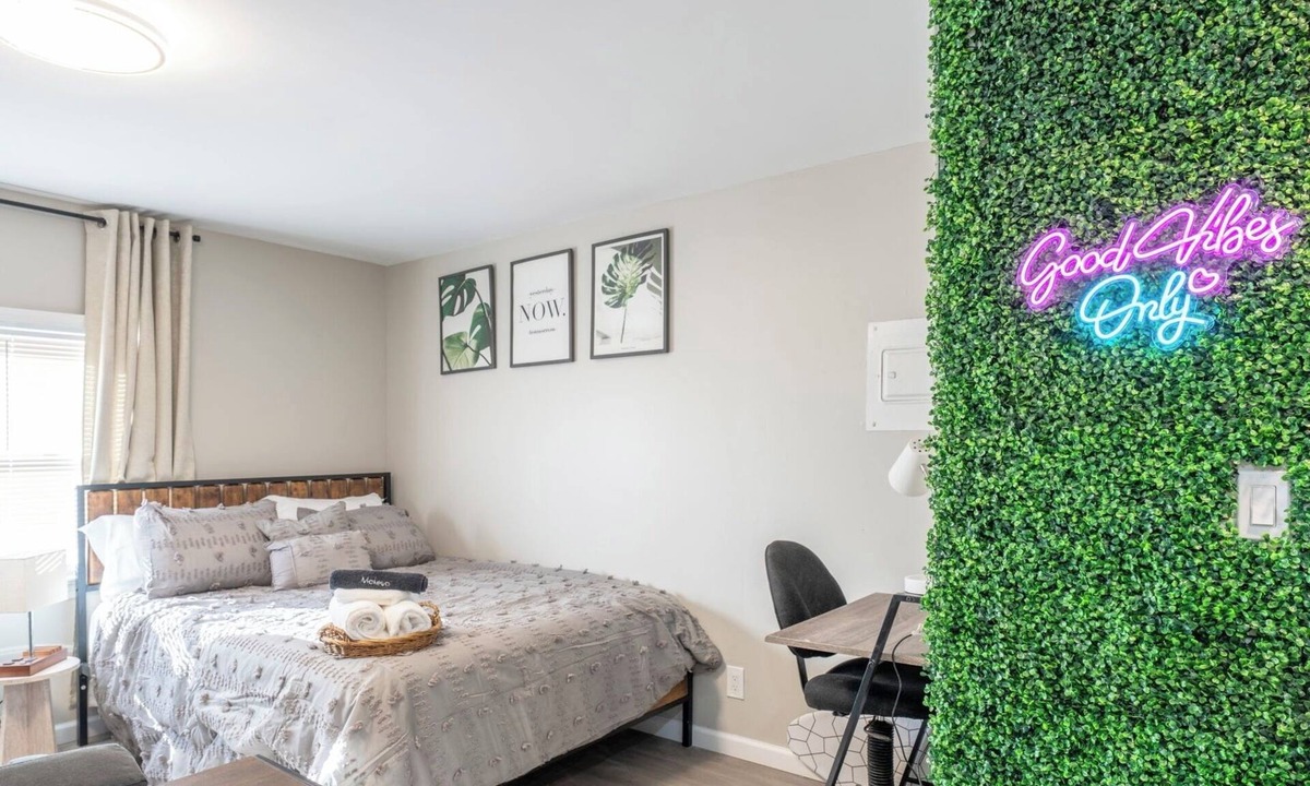 West Orange Apartment | Modern & Cozy Studio with Luxe Spa-Like Bathroom, Close to NYC+Major attractions
