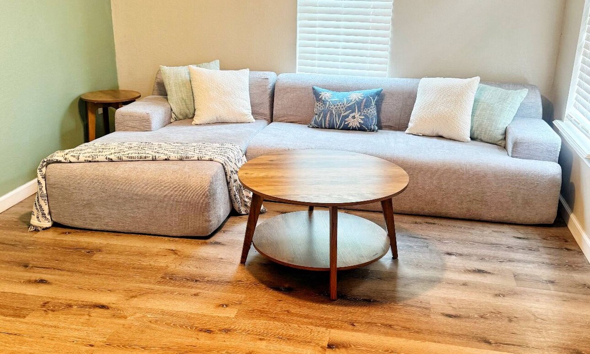 Fort Smith Apartment | Modern Downtown 1-Bedroom Pet-Friendly Stay with Yard