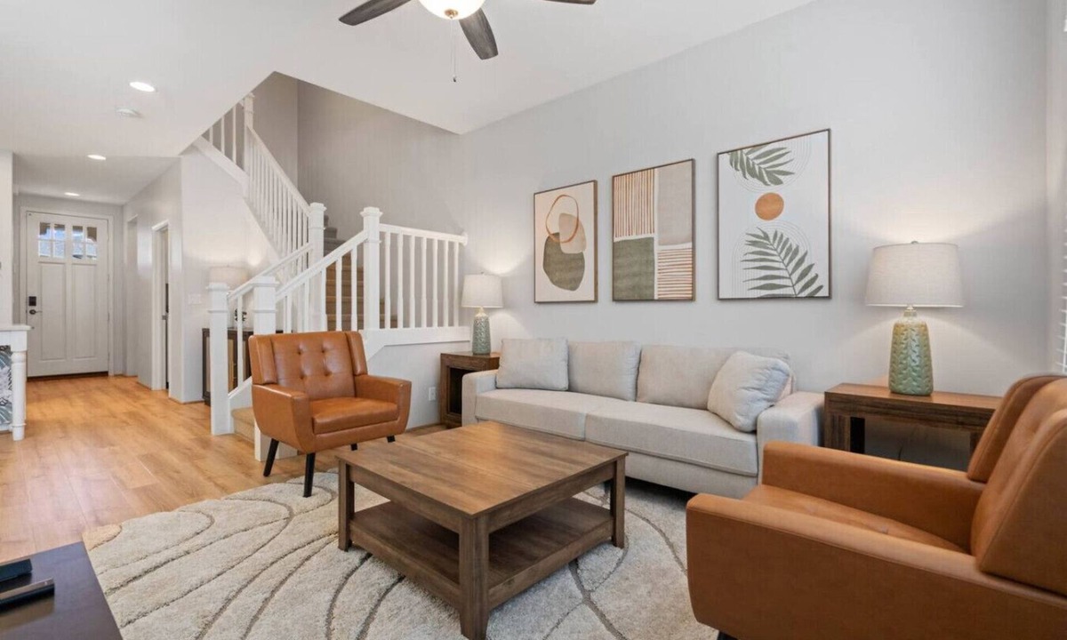 Ewa House | Modern Island Living AC, W/D, Garage, Workspace