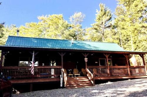 North Blenheim House | Mountain-Top-Hideaway Stay in a log cabin on a private rd! Swim, hike, explore a true mountain experience