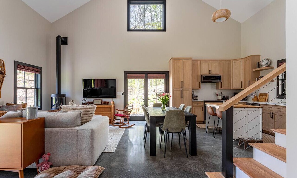 Pine Plains House | NEW: Chic Modern Barn Style Home in Fun Area