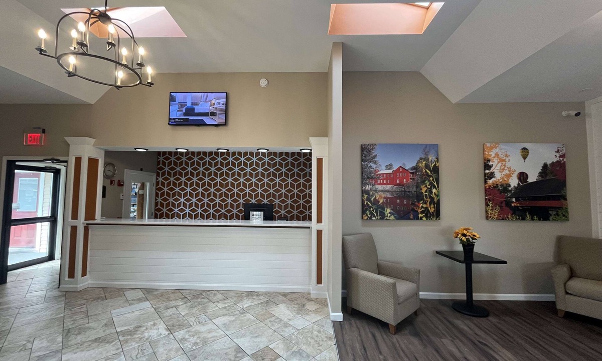 Bennington Hotel | New Englander Inn Bennington