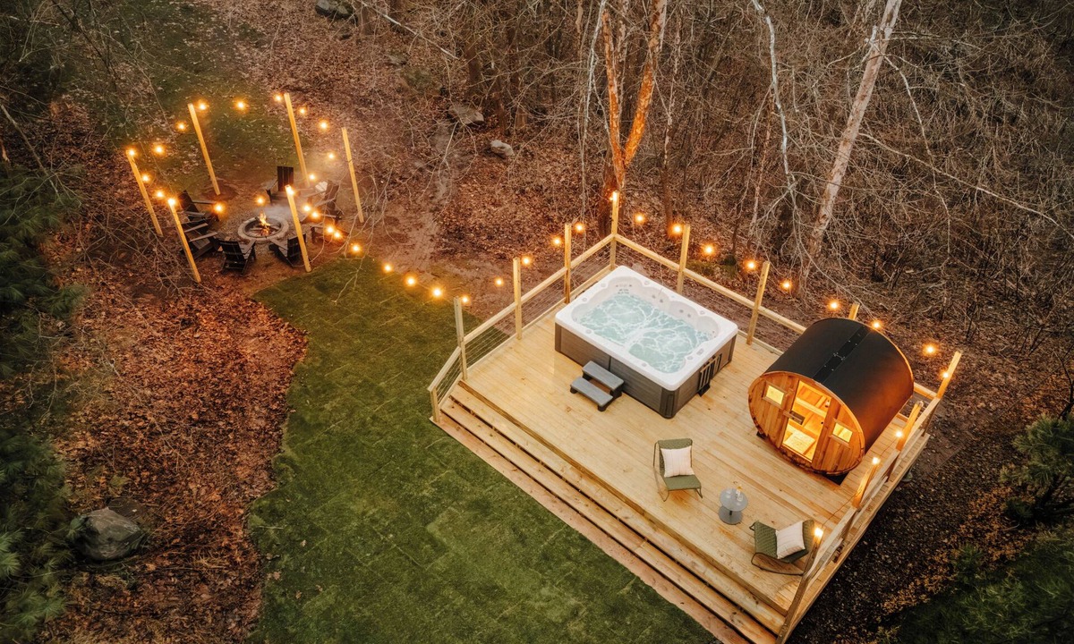 Hankins House | NEW: Streamside by Callicoon: Hot Tub, Sauna & Gym