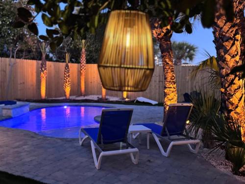 El Centro Beach House | Off The Hook- Heated Pool-Hot Tub- Game Room
