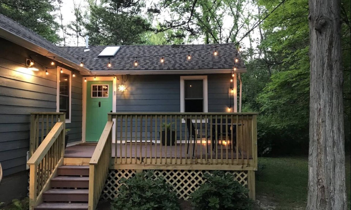 New Paltz House | One-Bedroom Bungalow Unit at Cedar Nest