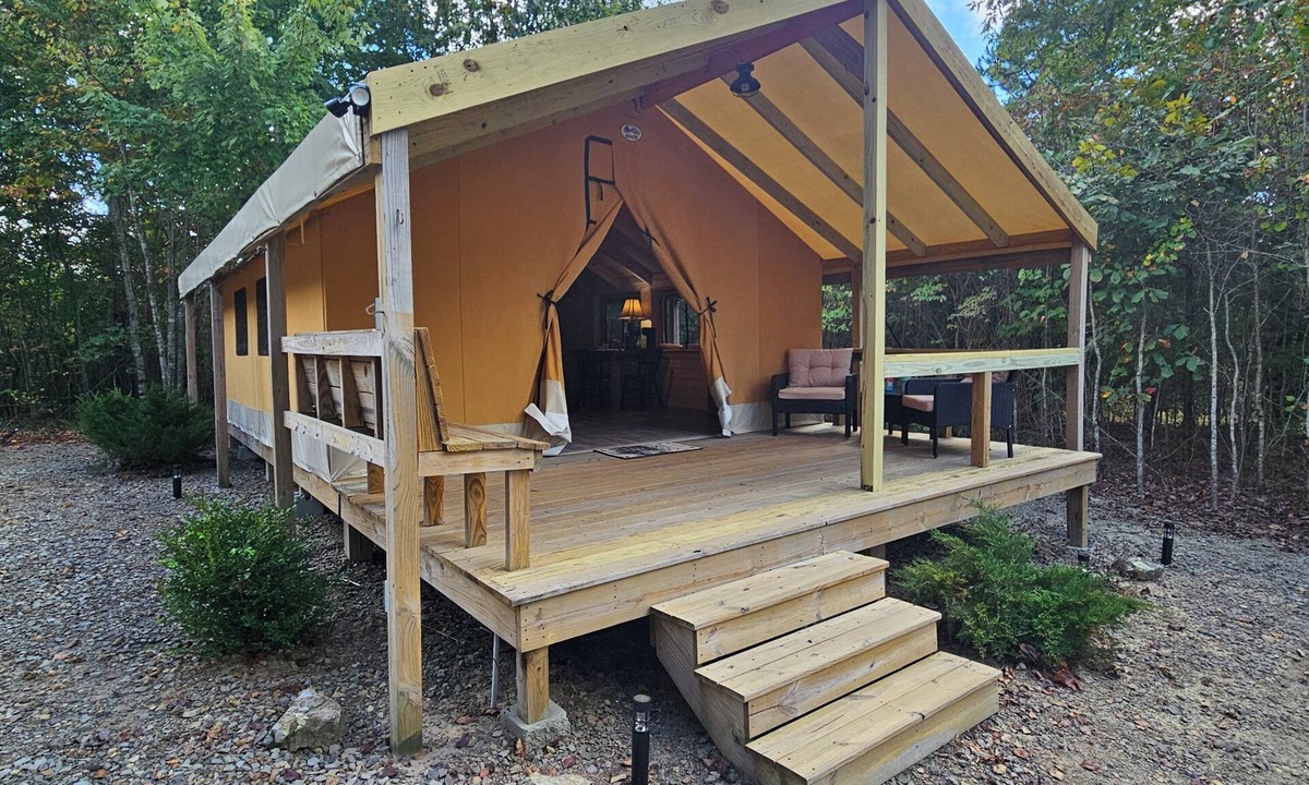 Ozone RV Rental | Ozarks Adventure Lodging, Glamping